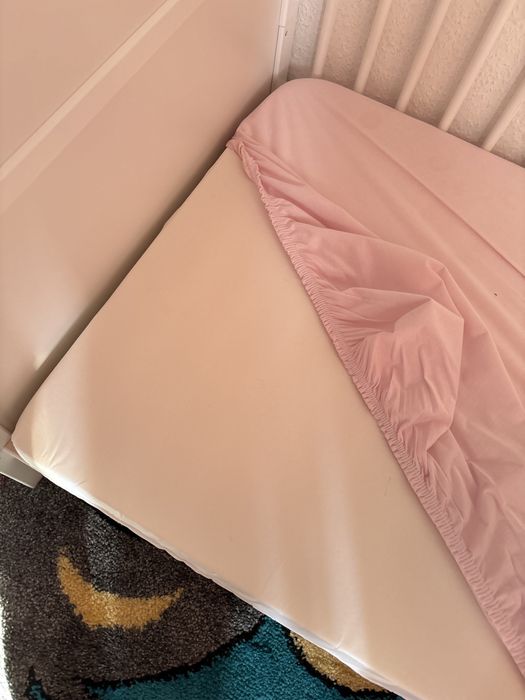 Łóżeczko dzieciece z przewijakiem + gratisy pilnie sprzedam