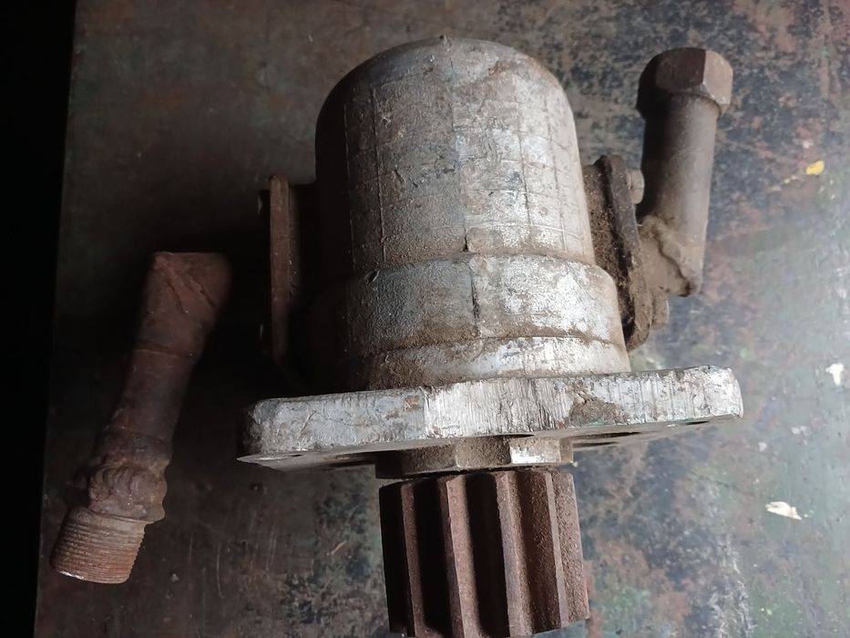 Раритетні шестеренчаті насоси нш10, нш32, вживані