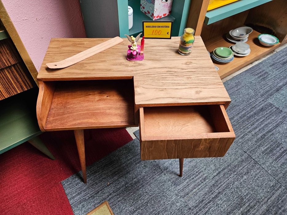 Mesa de apoio em madeira - Totalmente restaurada