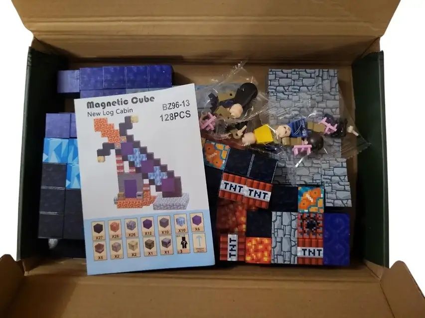 Магнітний конструктор майнкрафт Гігантський меч Minecraft на 128 детал