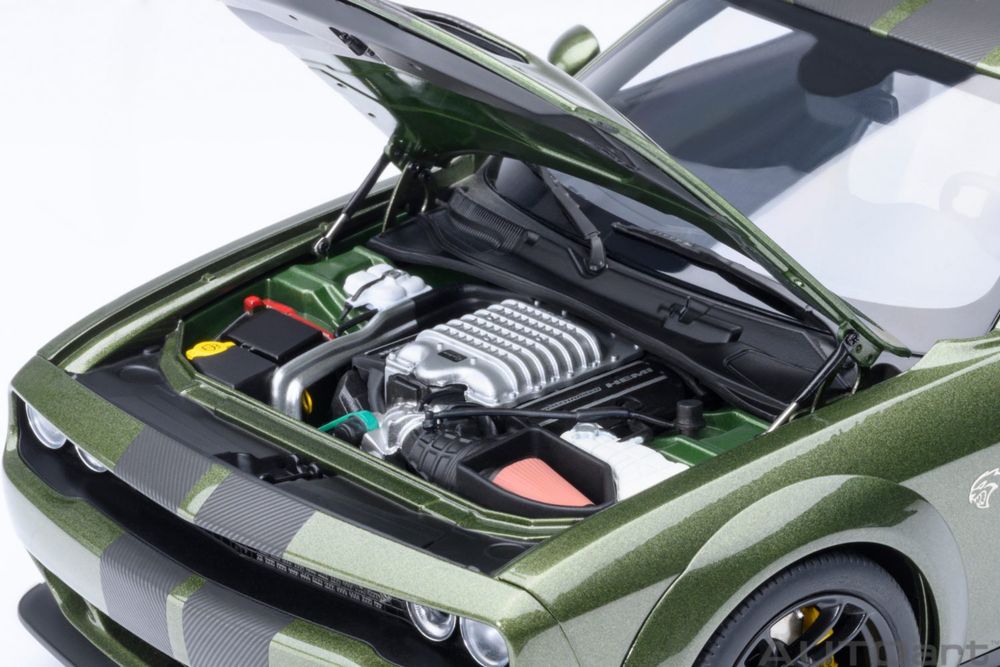 AUTOart Dodge Challenger SRT Jailbreak 2022 F8 Green 1/18