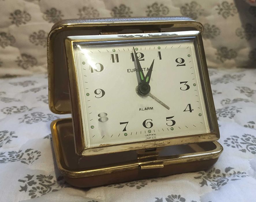 ZEGAREK Przenośny Nakręcany Składany EUROSTAR JAPOŃSKI - Vintage