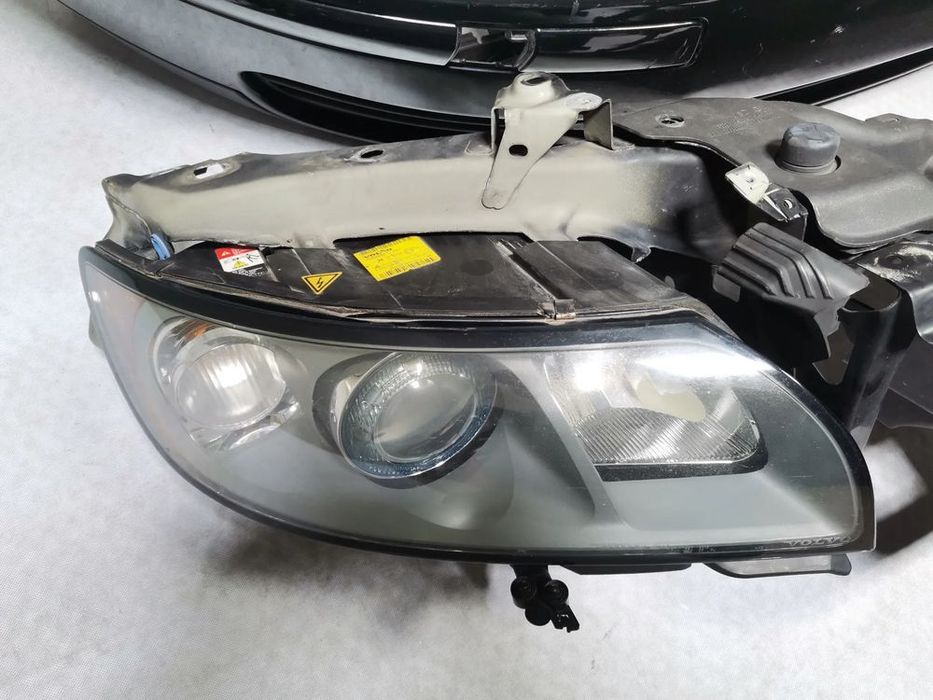 przód maska zderzak wzmocnienie reflektor volvo v50 03-07 kod 019-26