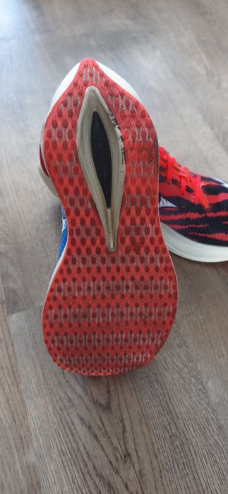 Buty do biegania mizuno wave rebellion pro 3