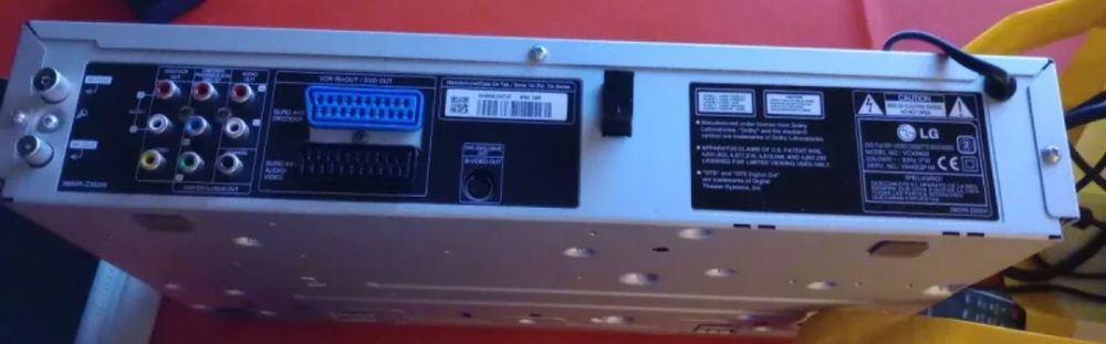 Videogravador LG Combinado DVD e VHS