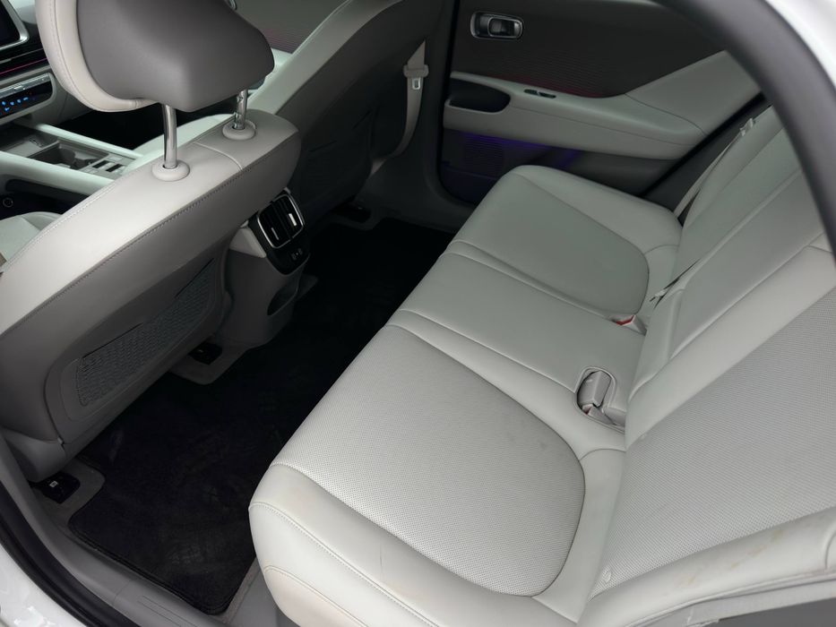 Hyundai ioniq 6 sel 77.4 kw