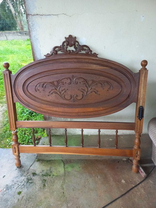 Vendo móveis antigos