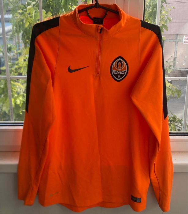 Футбольная винтажная олимпийка бренда Найк ФК Швхтер