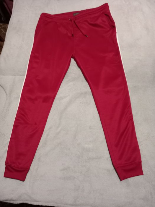 Продам спортивні штани PRIMARK