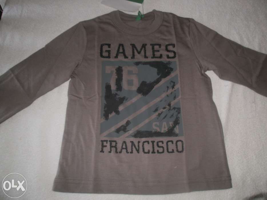 Camisolas/ sweat novas benetton tam. 86 e 92 e 2 XL