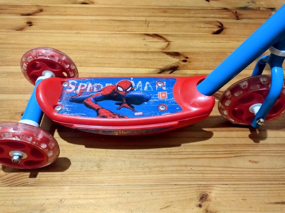 Самокат spider man