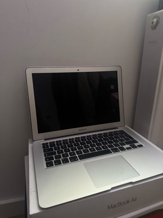 macbook air 2017r