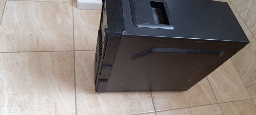 Komputer gamingowy i5 GTX SSD