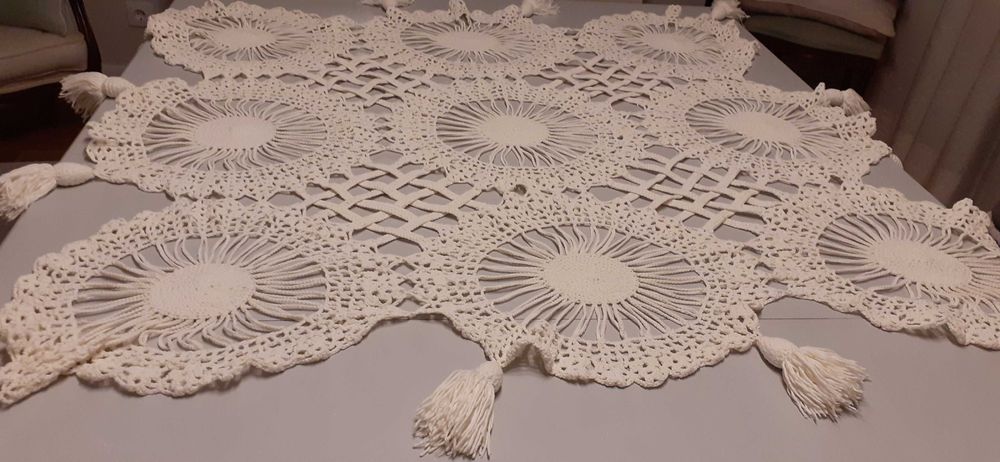 Toalha de renda para camilha