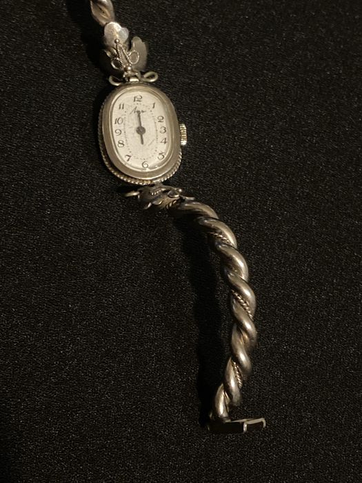 Часы Луч женские мельхиор