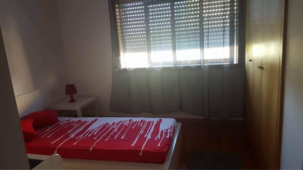 Quarto para arrendar no Castêlo da Maia