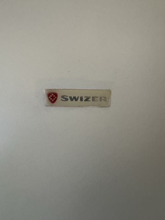 Холодилтник Swiss б/у