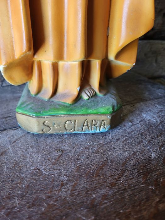 Stara figurka Święta Klara