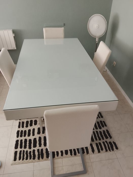 Vendo Mesa de Jantar