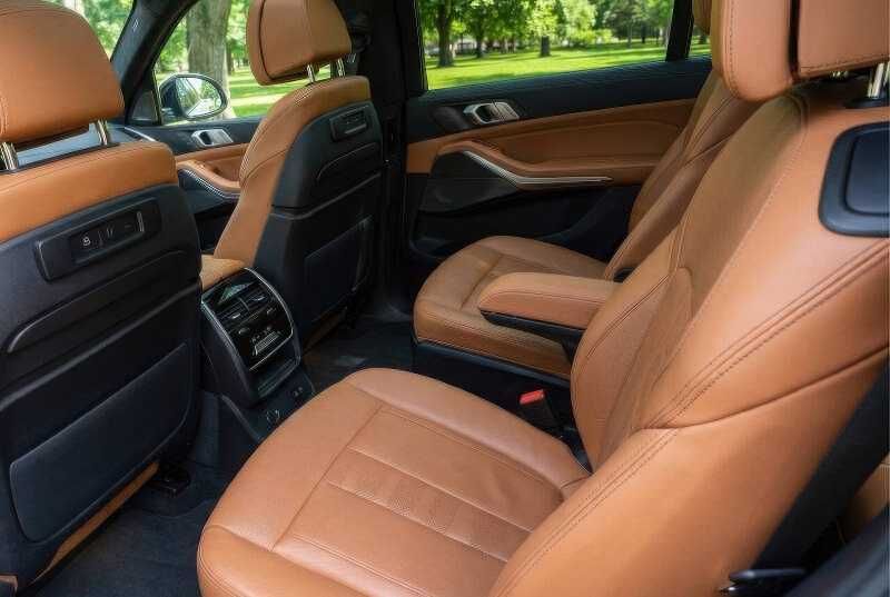 2020 BMW X7 M50i