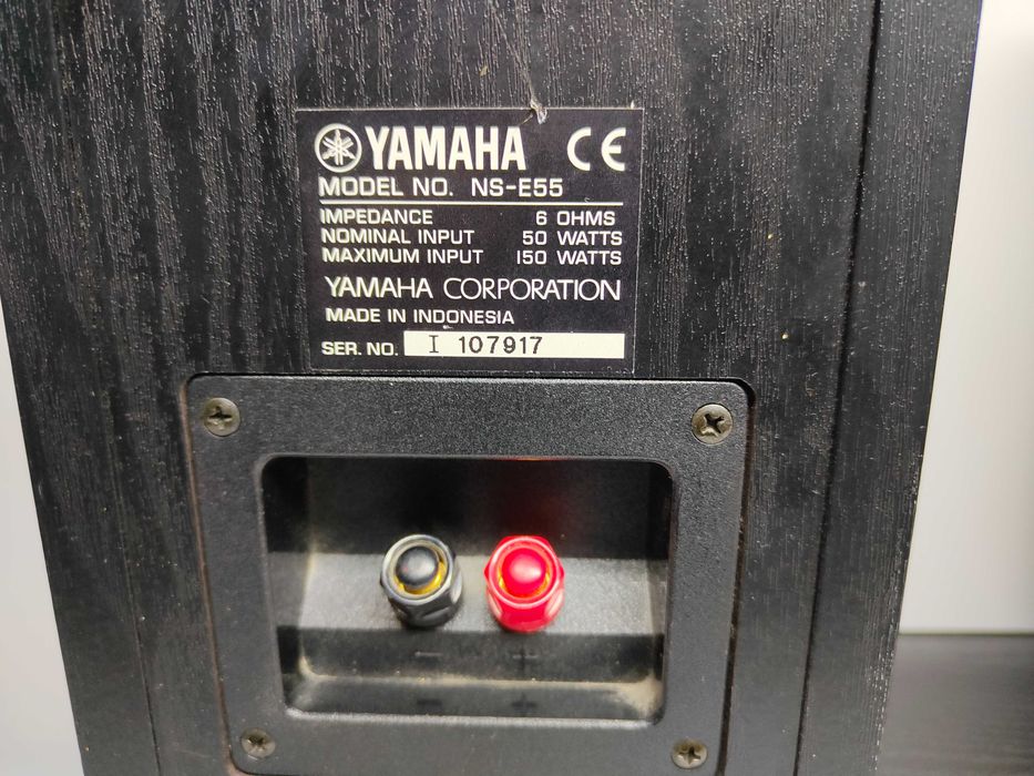 YAMAHA NS-C55, NS-E55 kolumna centralna i satelity