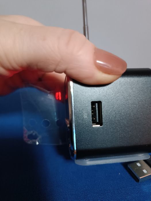 Mini przenośny głośnik stereo,radio