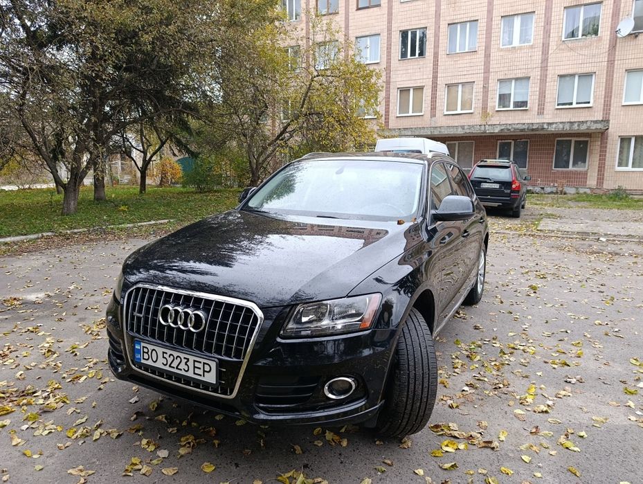Ауді q5 повністю ціла і обслужена