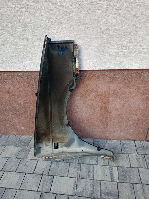 Przednie drzwi VW Passat B3 sedan kompletne, proste, zdrowe, elektryczne szyby i lusterka.
