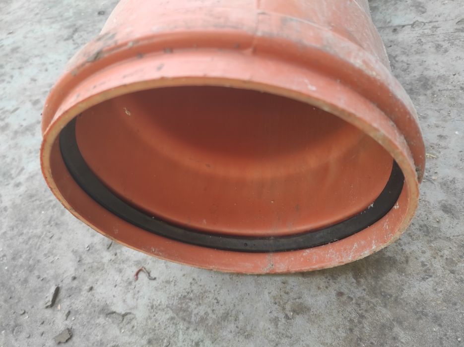 Продам пластикові труби