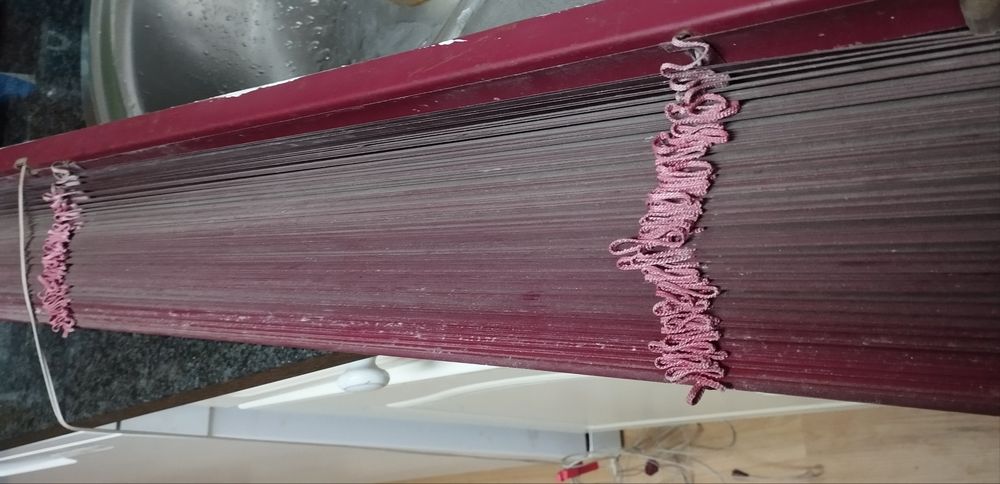 Estores lâminas  - 3 
74 cm
76 cm 
63,5 cm 
25 € cada 
Levantar em Can