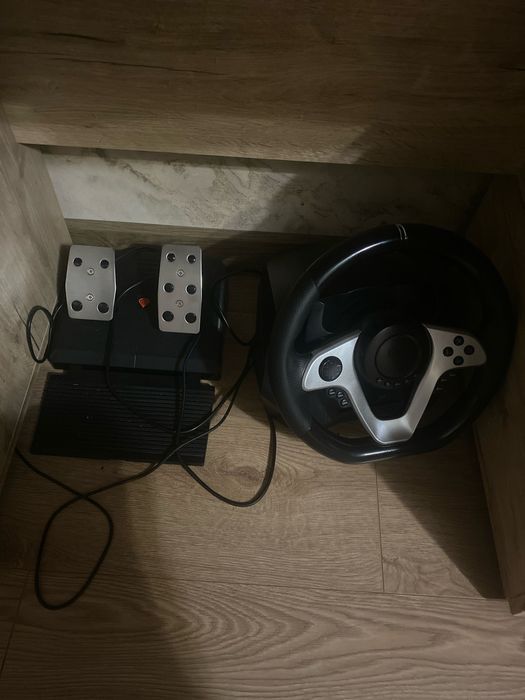 Genesis seaborg  400 продаю 4000 грн тому що хочу обновитись м