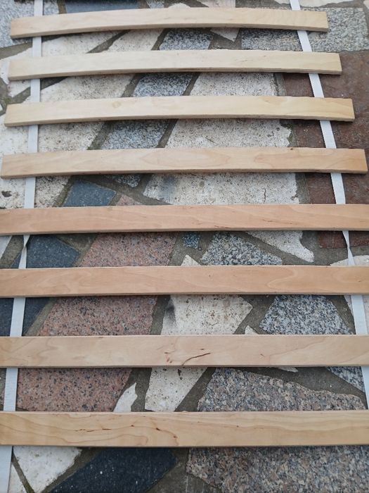 Estrado de ripas ikea