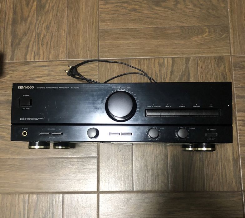 Стерео підсилювач