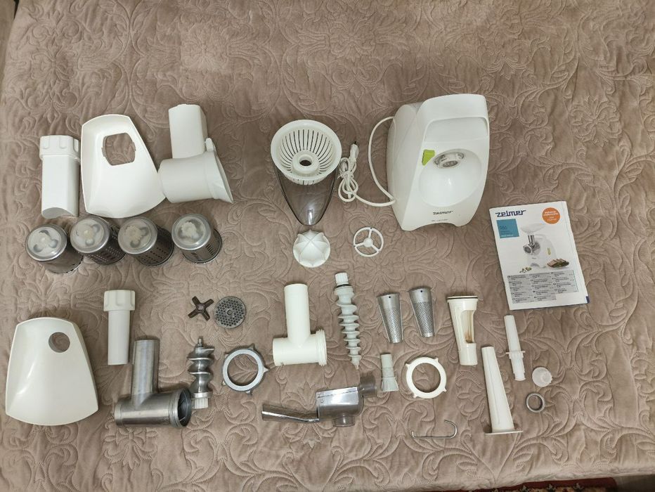 М'ясорубка Zeĺmer 986 .83 Expressive