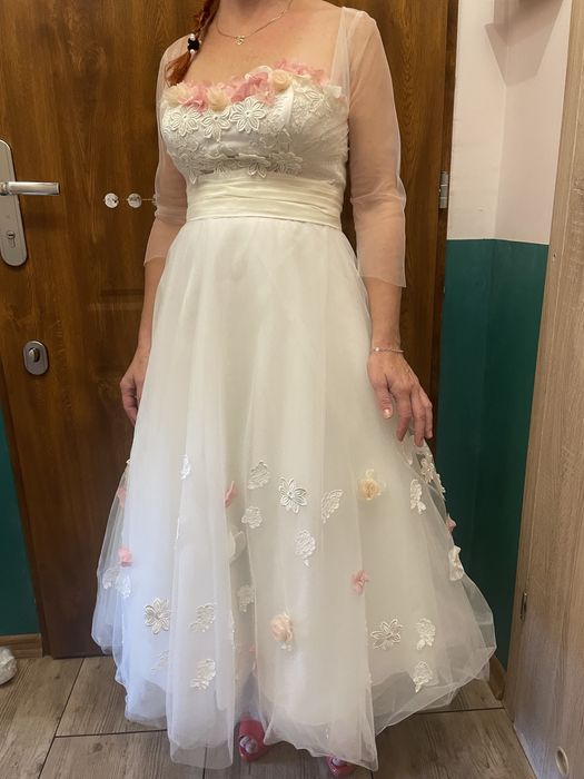 Suknia ślubna r. 36-38