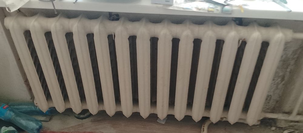 Продам чавунні батареї