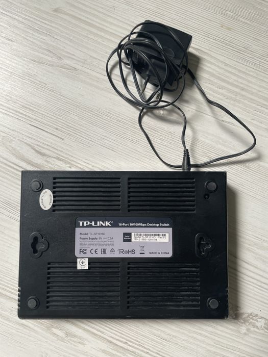 Комутатор мережевий TP-Link TL-SF1016D