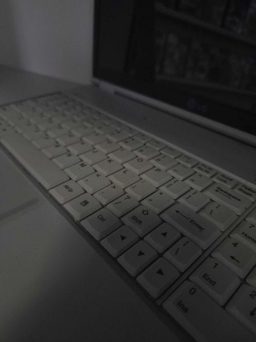 laptop LG LGE50 + zasilacz