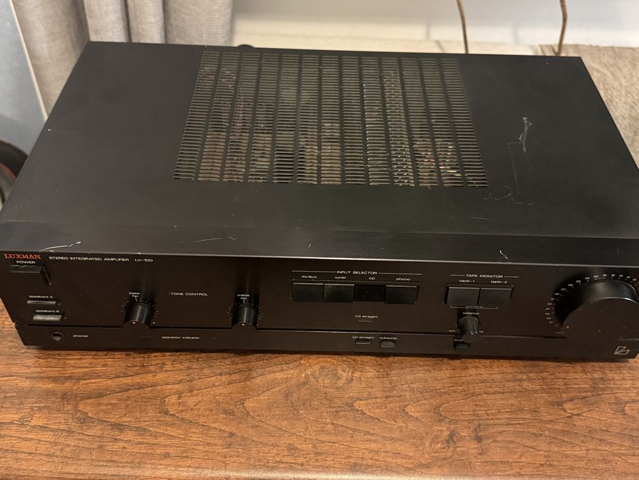 Luxman lv 100 wzmacniacz