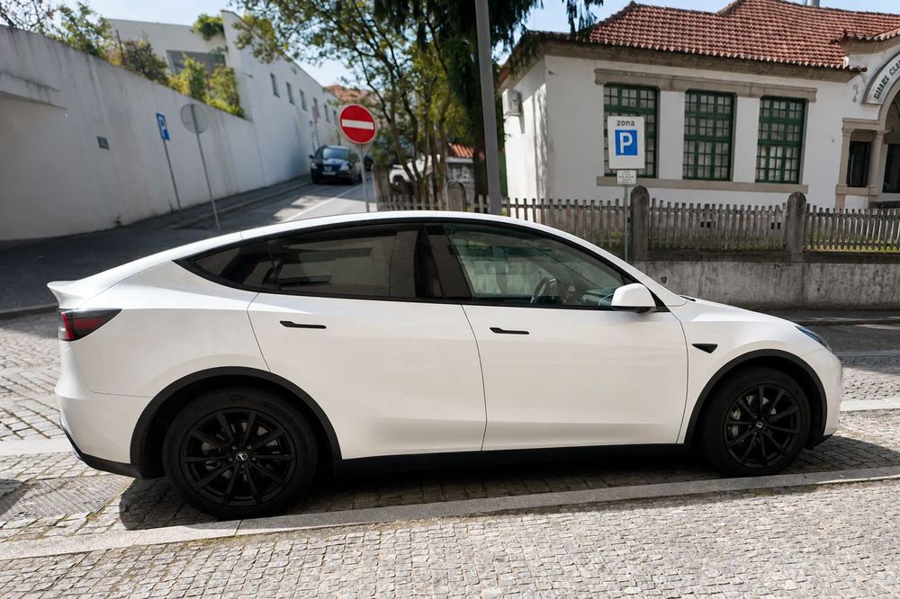 Tesla Model Y Long Range Tração Integral