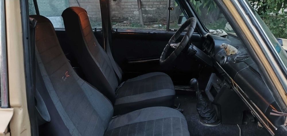 ВАЗ 2106 продається.