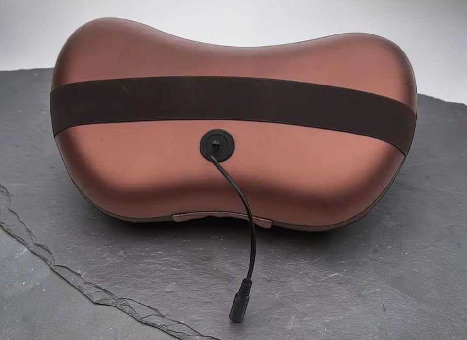 Подушка масажер для плечей і шиї Car&Home Massage Pillow 8028 Массажная подушка для плеч и шеи Car&Home Massage Pillow 8028