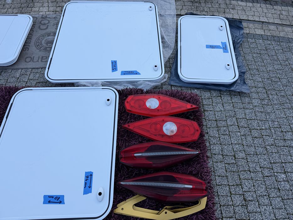 Kamper zderzak,lampa,nadkole,knaus