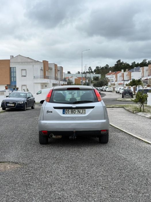 1999 Ford Focus 1.4 16v gasolina Carro Barato!!