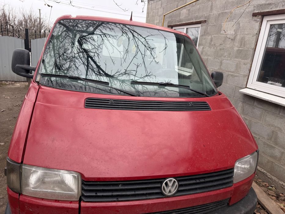 Продам бус на повному ходу, авто кожен день в ходу двигун, коробка без нарікань перебрав ходову 2 тис.назад зробив заміну мастил хороша зимова резина стан сів та поїхав повне переоформлення