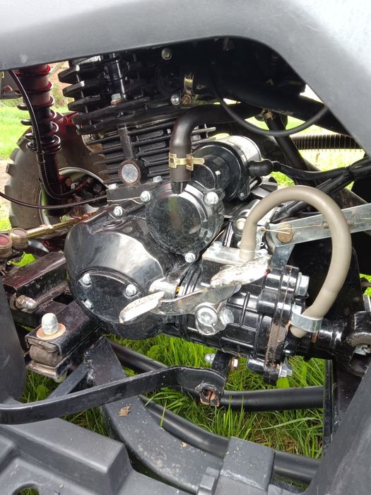 Квадроцикл вантажний