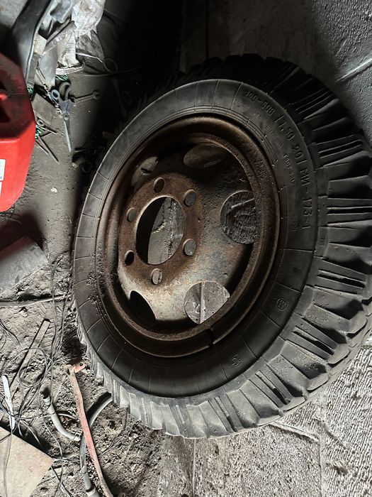 Колесо в сборе 220\508