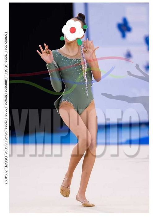 Fato de Ginástica Rítmica l- COMO NOVO