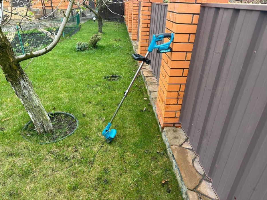 Акумуляторна тример-коса Makita 48V (2х5Ah) Акумуляторна газонокосарка електрична коса, садовий, триммер, кущоріз для трави. компактна, без проводів