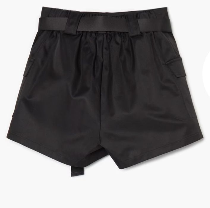 Spodenki z paskiem Cropp nowe